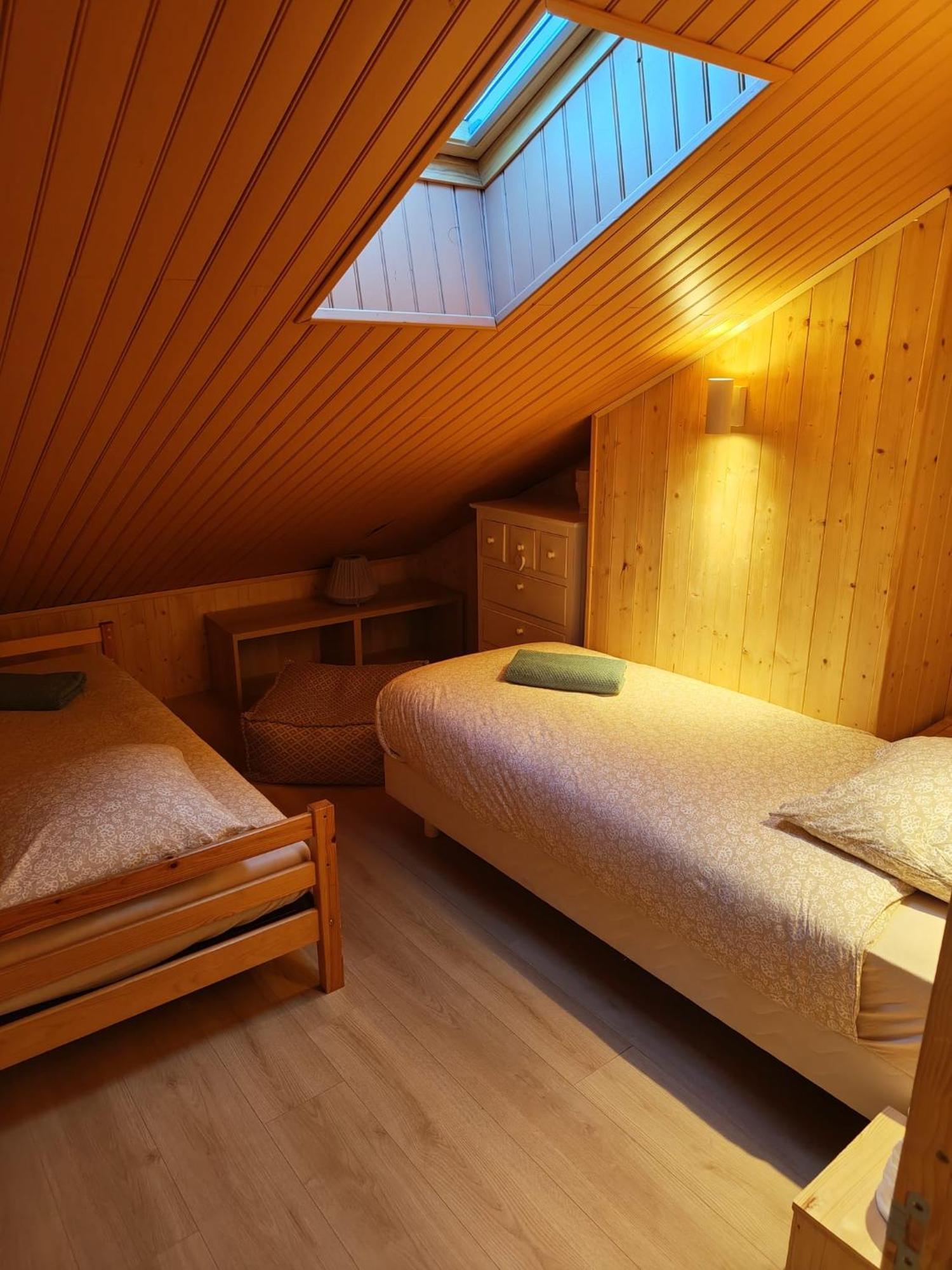 Bel Appartement Type Chalet Avec Balneo Et Jardin Greolieres Exterior photo